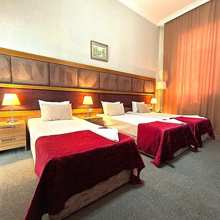 Turkiye Hotel - Free Massage Баку Екстериор снимка