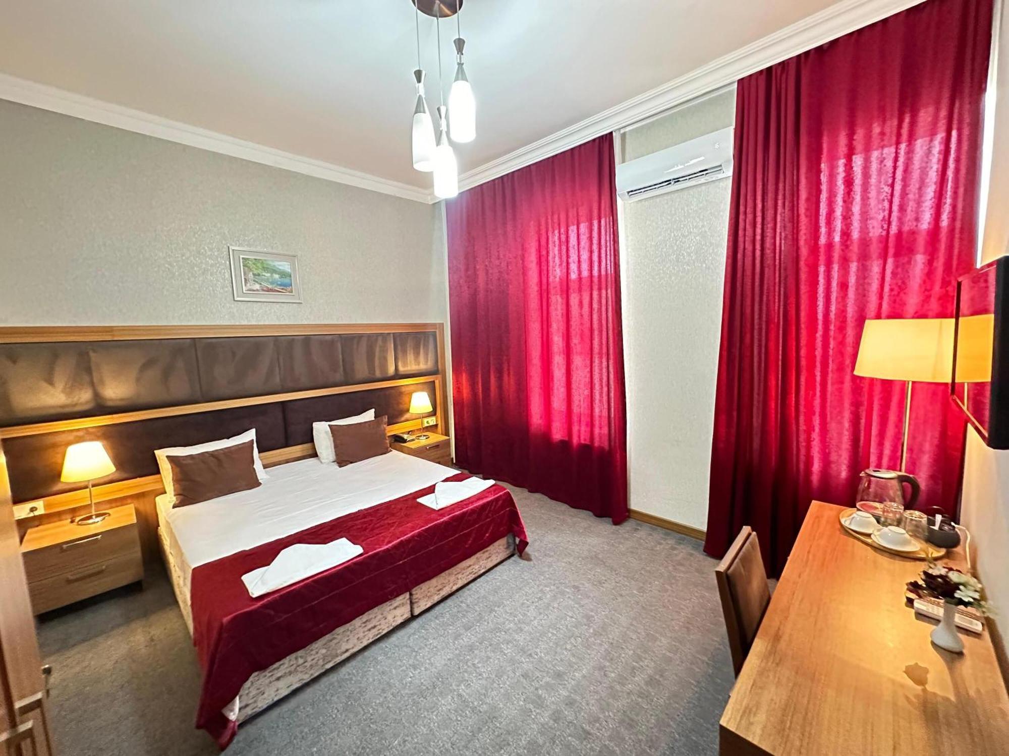 Turkiye Hotel - Free Massage Баку Екстериор снимка